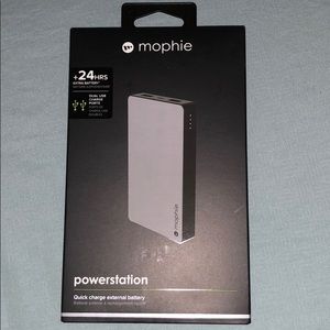 💕 Mophie Power Bank 💕